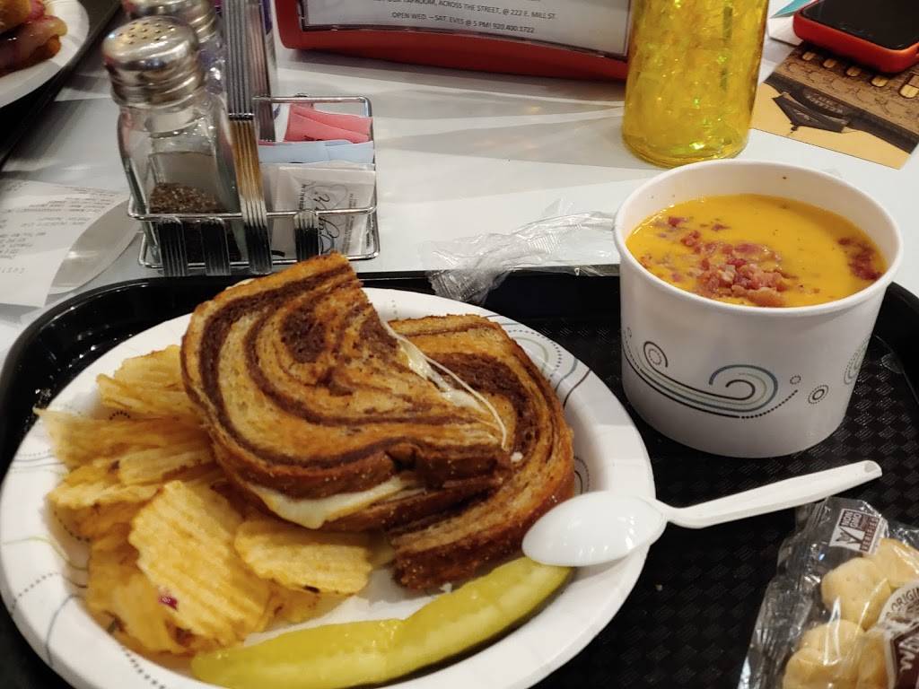 Cheese Counter | restaurant | 133 E Mill St, Plymouth, WI 53073, USA | 9208922012 OR +1 920-892-2012