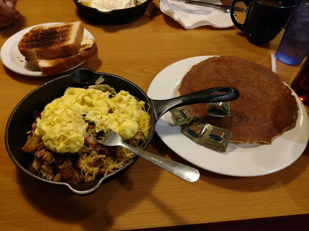 The Golden Eatery | restaurant | 5689 W Fox Rd, Mears, MI 49436, USA | 2318733663 OR +1 231-873-3663