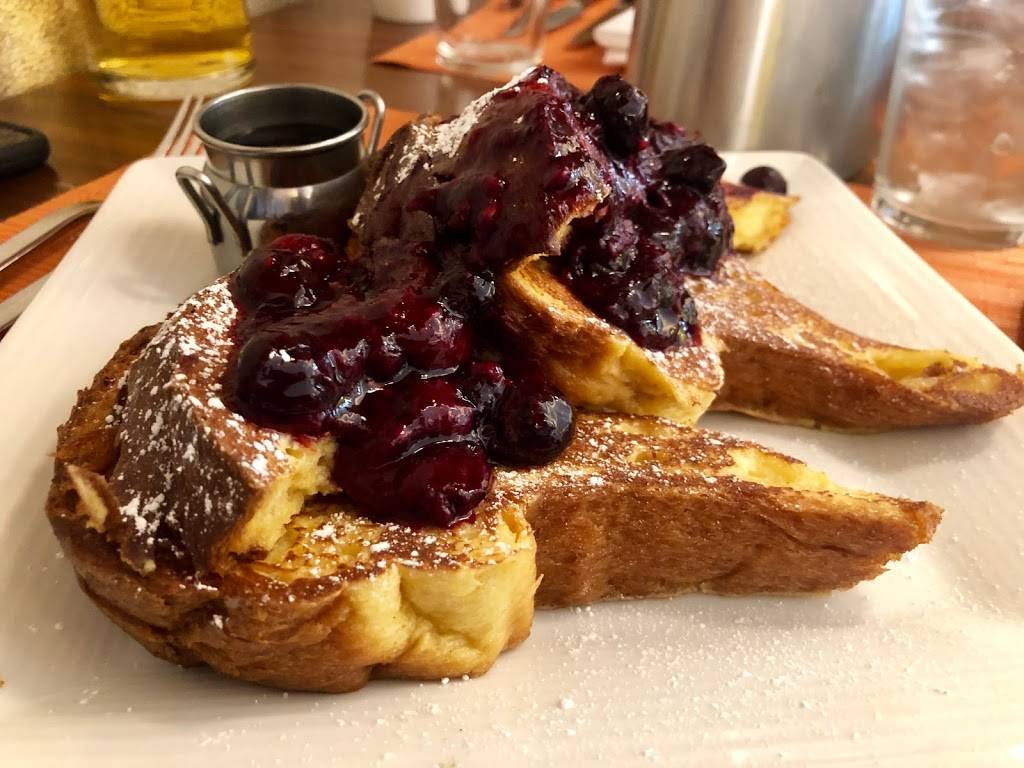 stonegrill | restaurant | 5350 E Marriott Dr, Phoenix, AZ 85054, USA | 4802933636 OR +1 480-293-3636