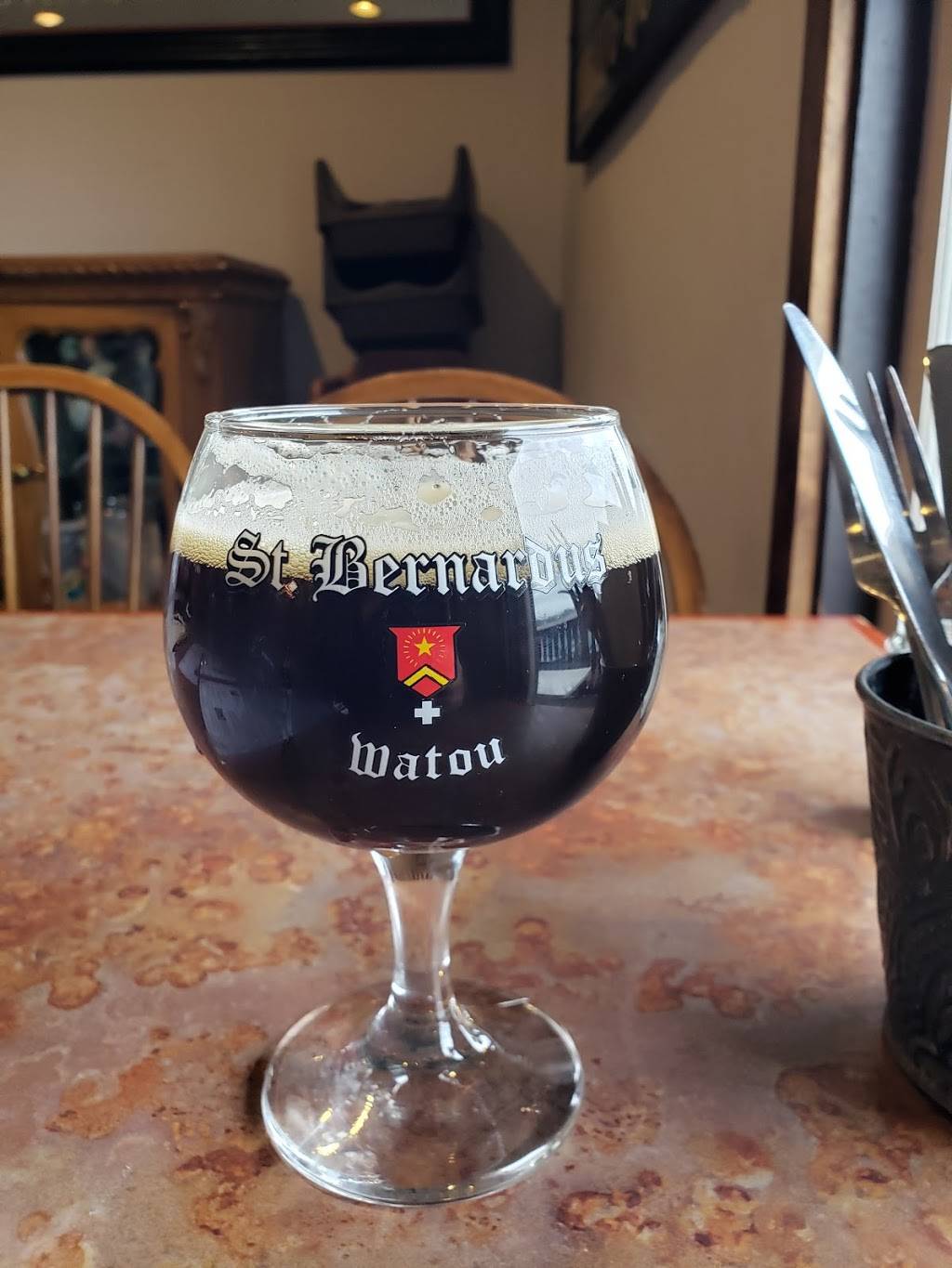 Tizleys EuroPub | restaurant | 18928 Front St NE, Poulsbo, WA 98370, USA | 3603940080 OR +1 360-394-0080