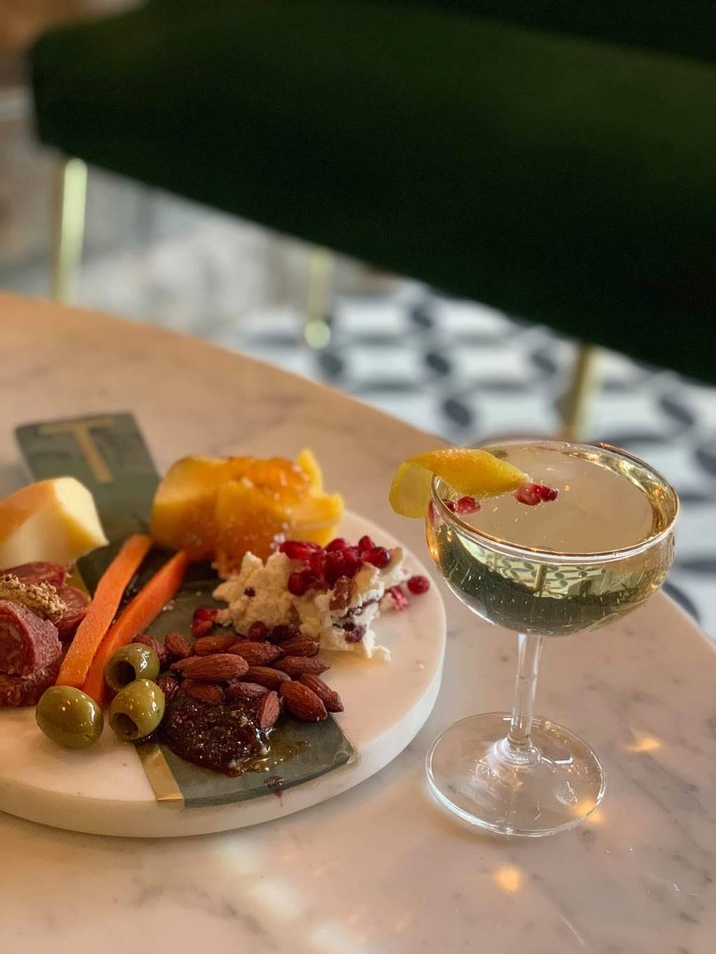 Theopolis Social Club | restaurant | 419 E Main St, Shawnee, OK 74801, USA | 4057884404 OR +1 405-788-4404