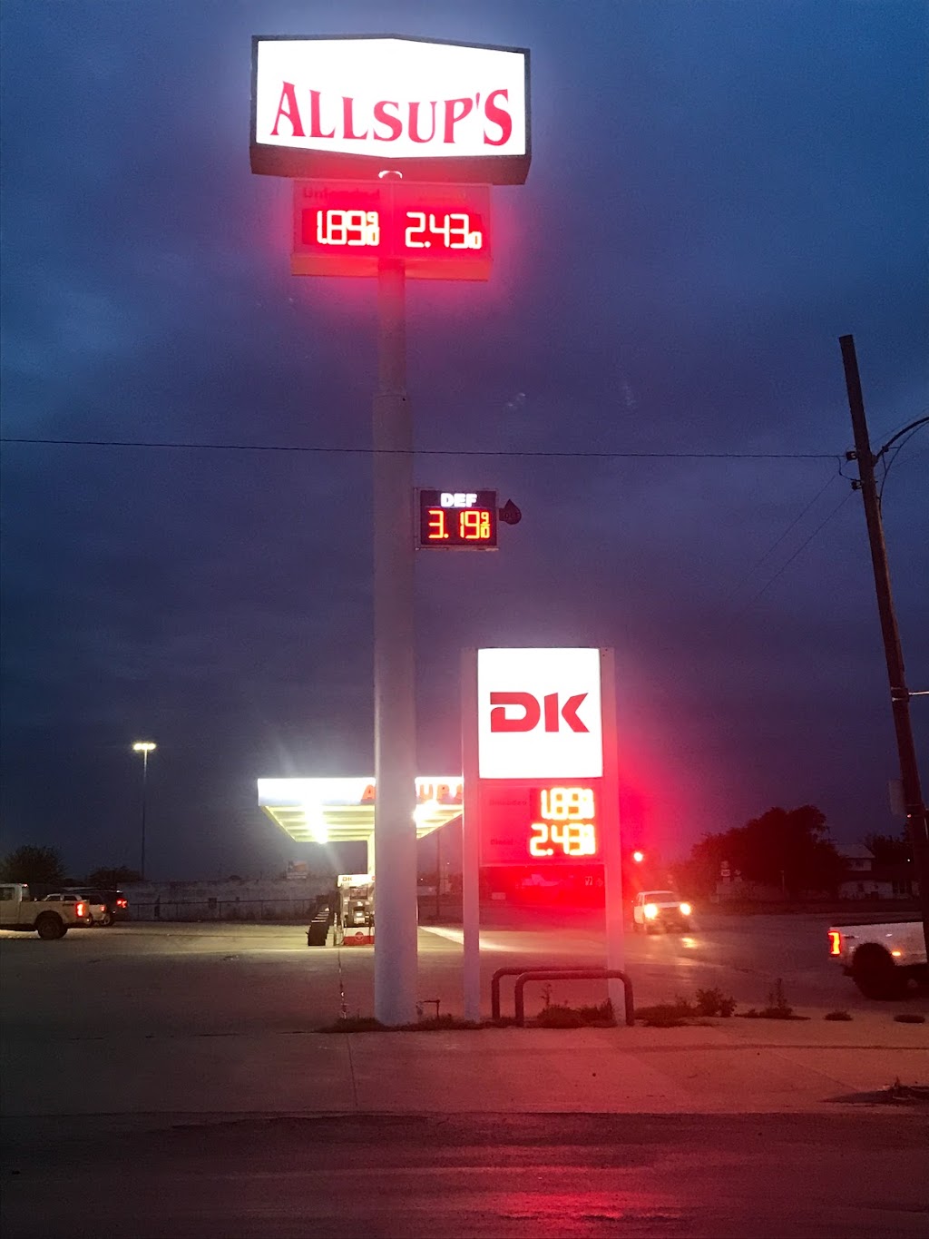 Allsups Convenience Store | restaurant | 829 S Broadway St, Aspermont, TX 79502, USA | 9409892952 OR +1 940-989-2952