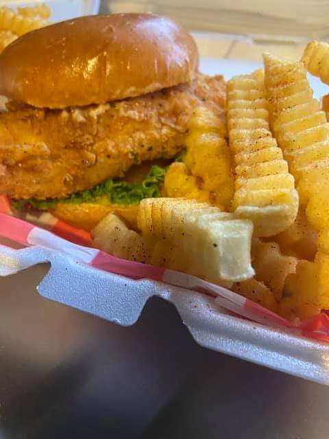 JEES SHACK | restaurant | 32 Nancy St, Providence, RI 02909, USA | 4012868084 OR +1 401-286-8084