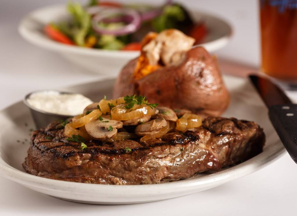 Glory Days Grill | restaurant | 7939 Ritchie Hwy, Glen Burnie, MD 21061, USA | 4437494376 OR +1 443-749-4376