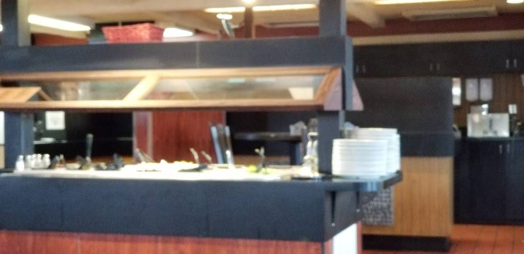 Pizza Hut | meal takeaway | 7520 N Wayne Rd, Westland, MI 48185, USA | 7342617080 OR +1 734-261-7080