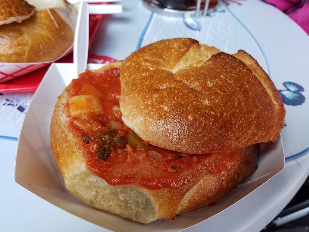 Chowders | restaurant | 2 Beach St, San Francisco, CA 94133, USA | 4153914737 OR +1 415-391-4737