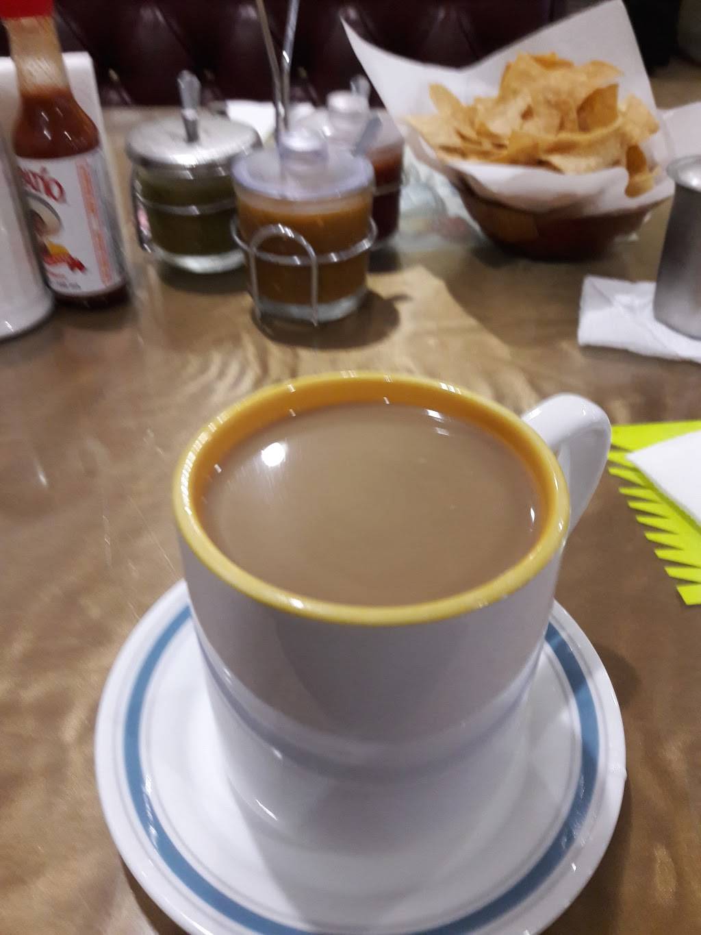 Mi Tierra Restaurant | restaurant | 5949 Whittier Blvd, Los Angeles, CA 90022, USA | 3237269152 OR +1 323-726-9152