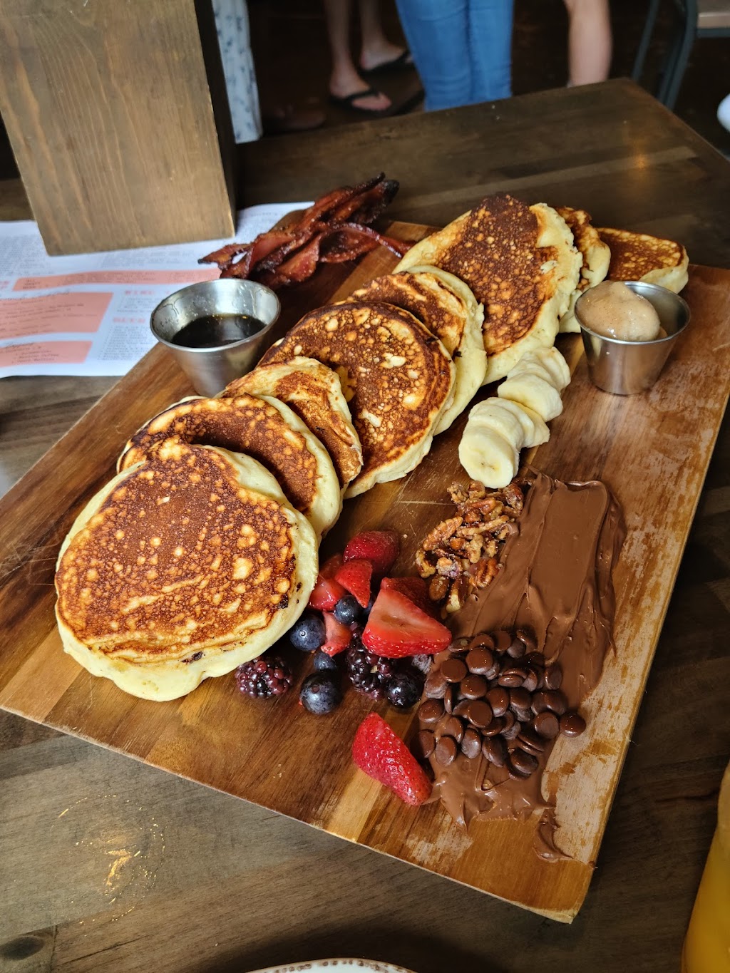 The Oakmont | restaurant | 323 N Delaware St Suite B, Indianapolis, IN 46204, USA | 3177466097 OR +1 317-746-6097