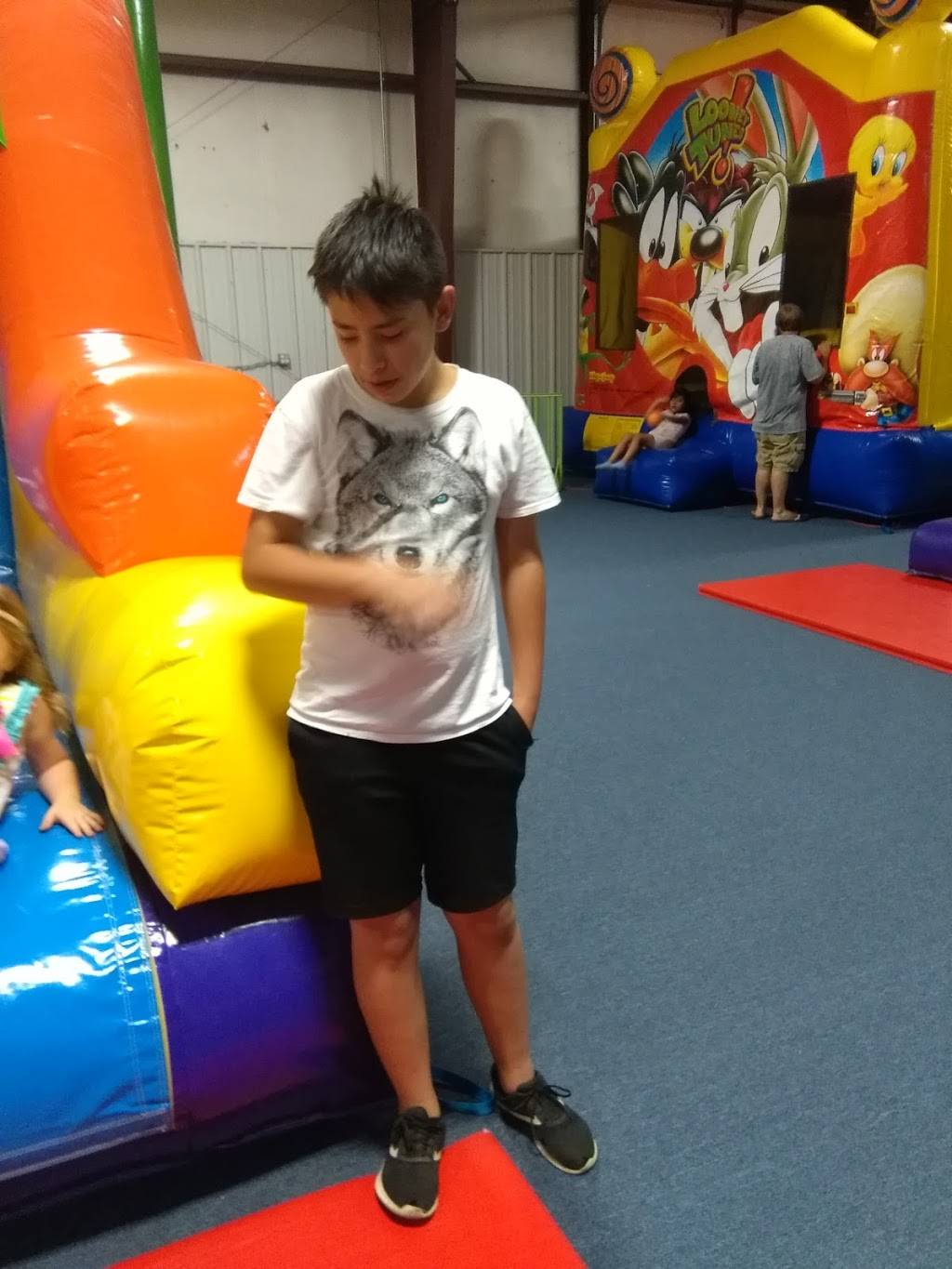 Hunt Brothers Pizza | restaurant | 5504 Wheeler Ave, Fort Smith, AR 72901, USA | 4792263400 OR +1 479-226-3400