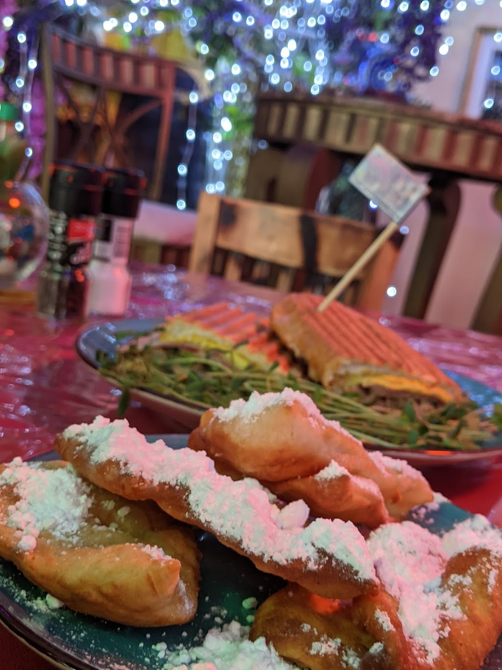 Café Paradiso | restaurant | 16 Main St, Titusville, FL 32796, USA | 3212258207 OR +1 321-225-8207