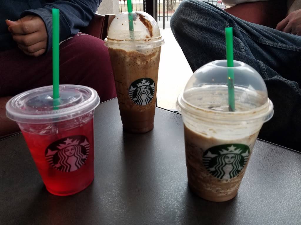Starbucks | cafe | 3001 N Perryville Rd, Rockford, IL 61114, USA | 8156361673 OR +1 815-636-1673