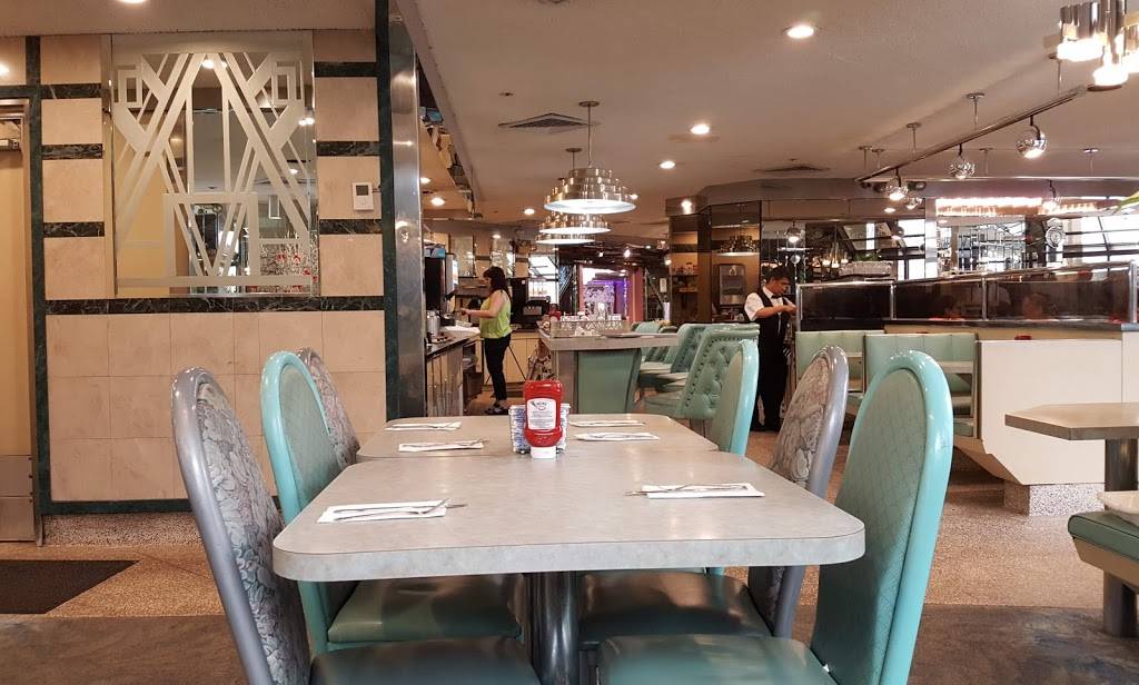 Floridian Diner | restaurant | 2301 Flatbush Ave, Brooklyn, NY 11234, USA | 7183771895 OR +1 718-377-1895