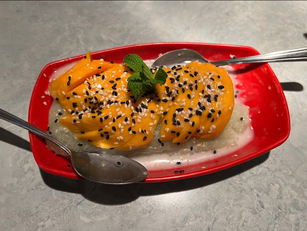 Siam Thai Asian Cuisine | restaurant | 3547 Lexington Ave N, Arden Hills, MN 55126, USA | 6514818100 OR +1 651-481-8100