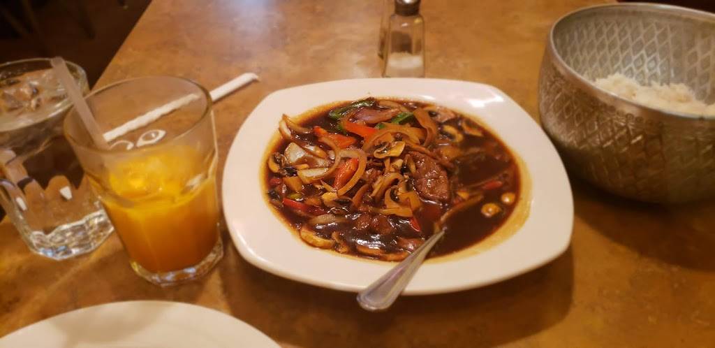 Sukhothai | restaurant | 25226 Greenfield Rd, Oak Park, MI 48237, USA | 2489689495 OR +1 248-968-9495