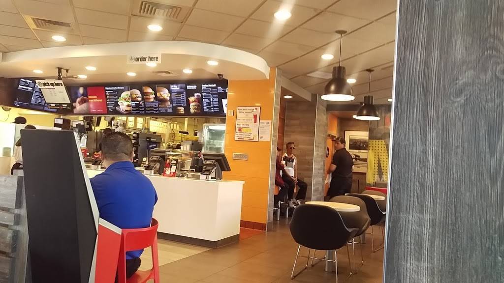 McDonalds | cafe | 501 New Los Angeles Ave, Moorpark, CA 93021, USA | 8055322043 OR +1 805-532-2043