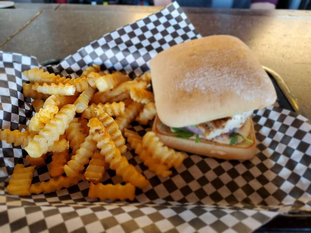 Wallabys Bar and Grille | restaurant | 2733 Stange Rd, Ames, IA 50010, USA | 5152921167 OR +1 515-292-1167