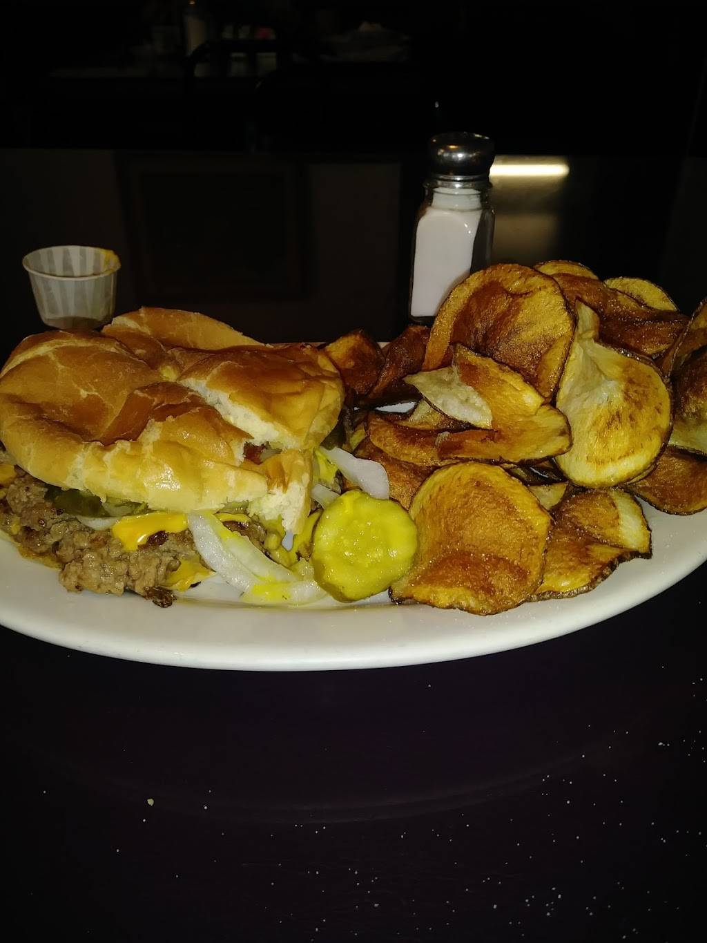 Candles Kitchen | restaurant | 13435 Ravenna Ave NE, Hartville, OH 44632, USA | 3309353000 OR +1 330-935-3000