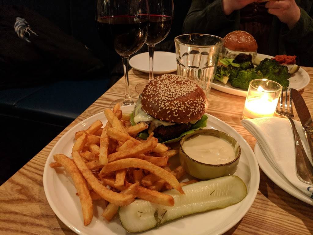 Buttonwood | restaurant | 51 Lincoln St, Newton Highlands, MA 02461, USA | 6179285771 OR +1 617-928-5771