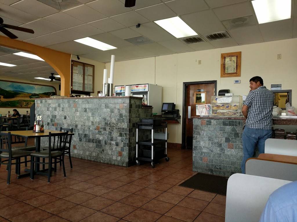 El Papaturro Restaurant | restaurant | 8559 Long Point Rd, Houston, TX 77055, USA | 7134612981 OR +1 713-461-2981