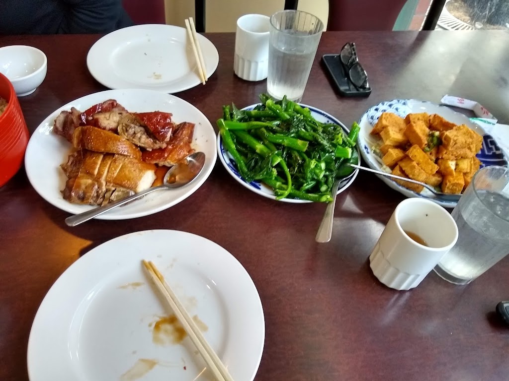 663 Bistro | restaurant | 663 S Weller St, Seattle, WA 98104, USA | 2066678760 OR +1 206-667-8760