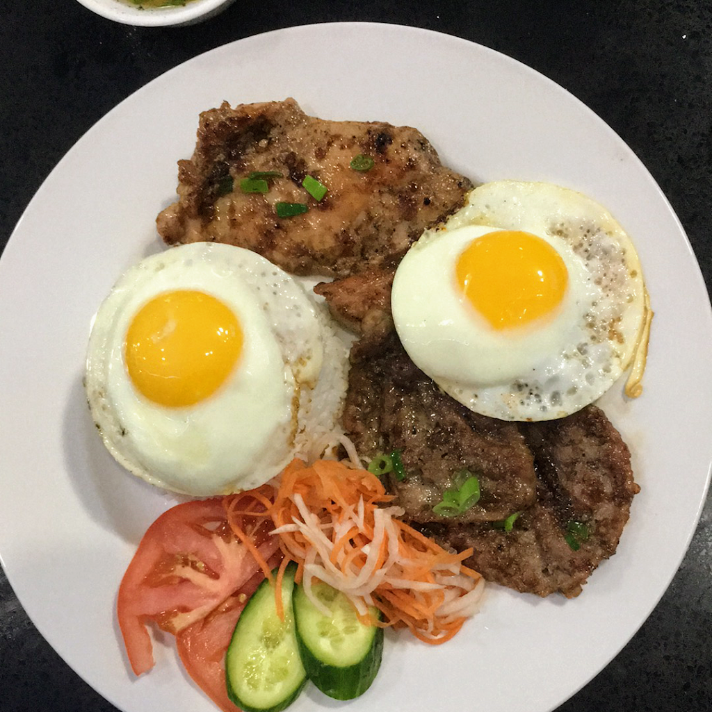 Big Daddy’s Phở | restaurant | 1030 Niagara St, Welland, ON L3C 1M6, Canada | 2894346117 OR +1 289-434-6117