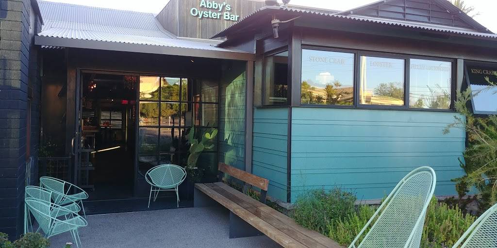 Buck &Rider | restaurant | 4225 E Camelback Rd, Phoenix, AZ 85018, USA | 6023460110 OR +1 602-346-0110