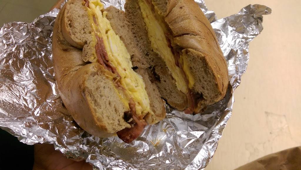 Bagels By the Park | bakery | 323 Smith St, Brooklyn, NY 11231, USA | 7182461321 OR +1 718-246-1321