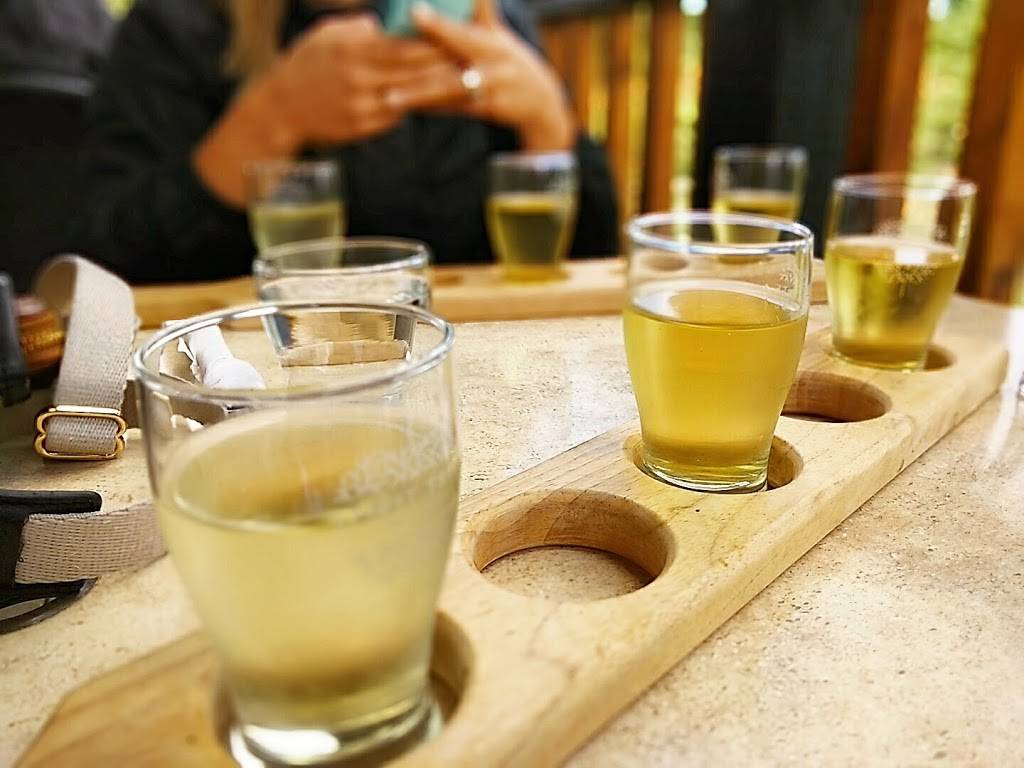 Spirit Tree Estate Cidery | restaurant | 1137 Boston Mills Rd, Terra Cotta, ON L7C 0N1, Canada | 9058382530 OR +1 905-838-2530