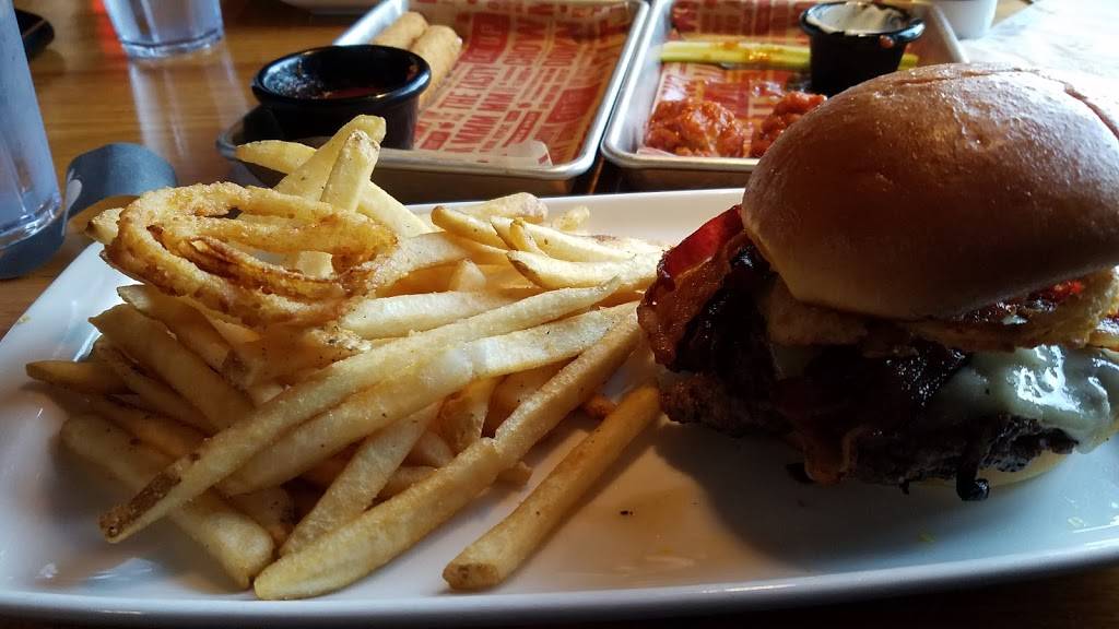 Applebees Grill + Bar | restaurant | 195 Soscol Ave, Napa, CA 94559, USA | 7072240502 OR +1 707-224-0502