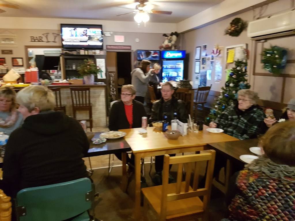 Boomers Cosy Restaurant | restaurant | 14 Clinton St S, Teeswater, ON N0G 2S0, Canada | 5193926888 OR +1 519-392-6888