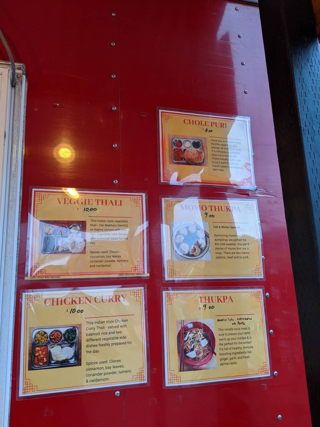 Momo House | restaurant | 5235 NE Sandy Blvd, Portland, OR 97213, USA | 9715632840 OR +1 971-563-2840