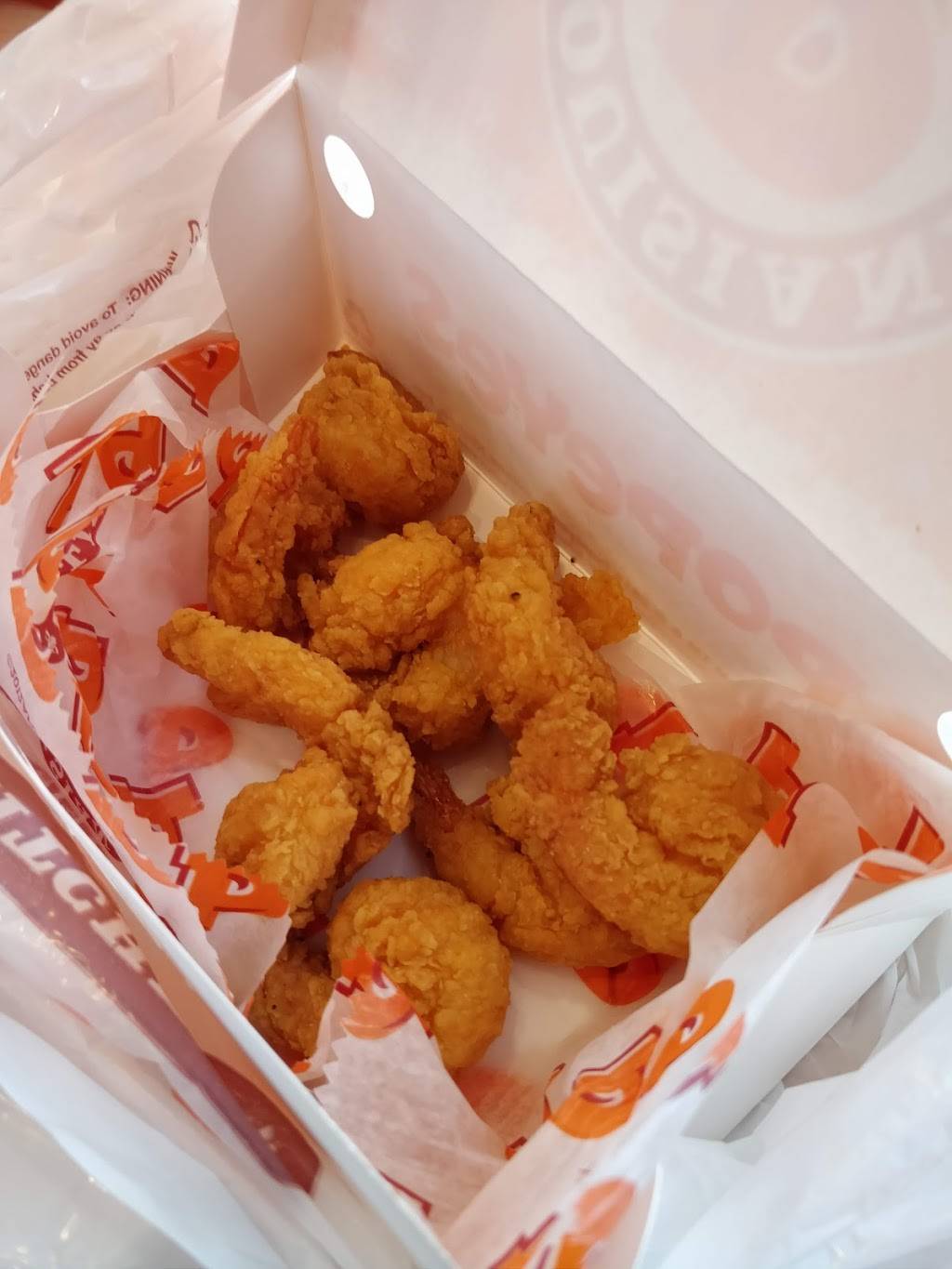 Popeyes Louisiana Kitchen | restaurant | 4235 Strandherd Dr Unit 1, Nepean, ON K2J 6E5, Canada | 6134406400 OR +1 613-440-6400