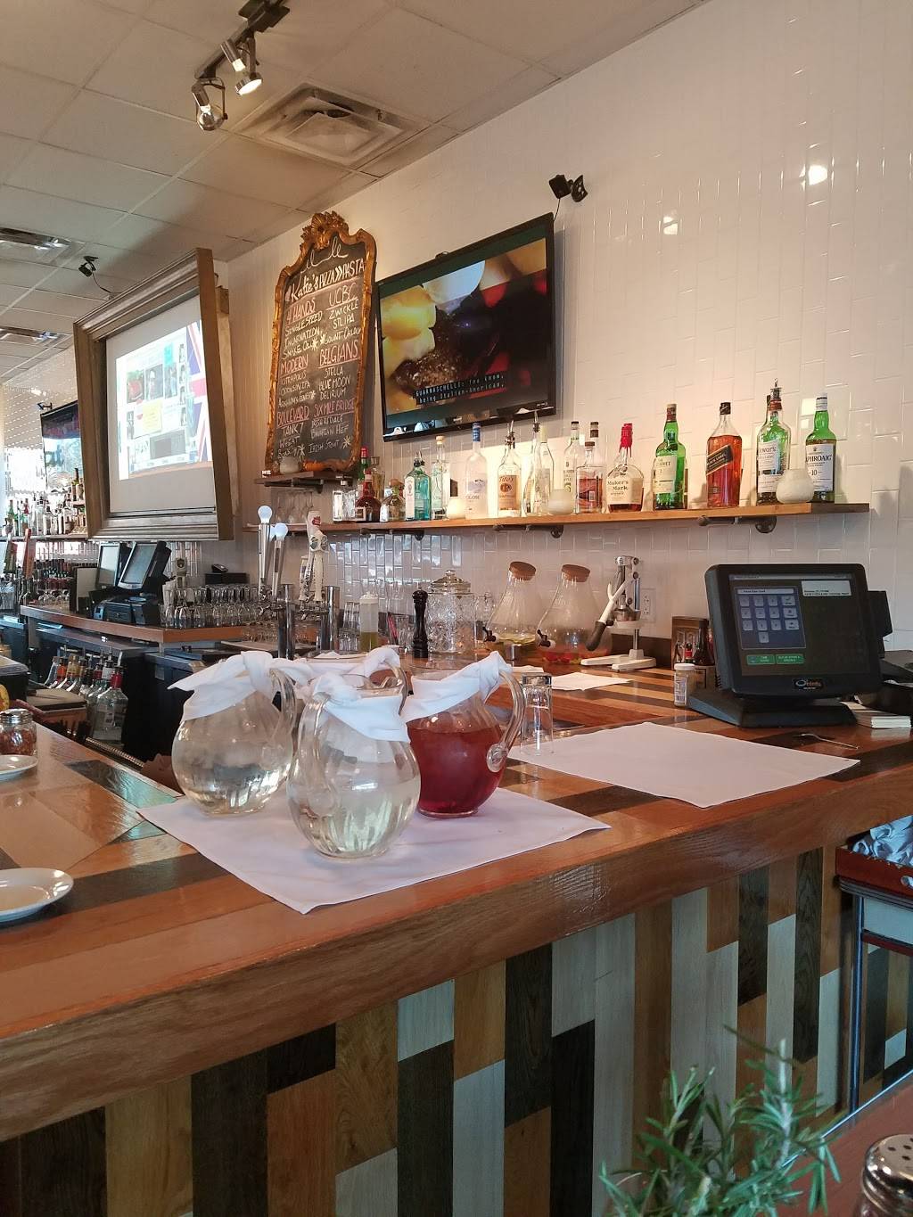 Katies Pizza & Pasta | restaurant | 9568 Manchester Rd, St. Louis, MO 63119, USA | 3149426555 OR +1 314-942-6555