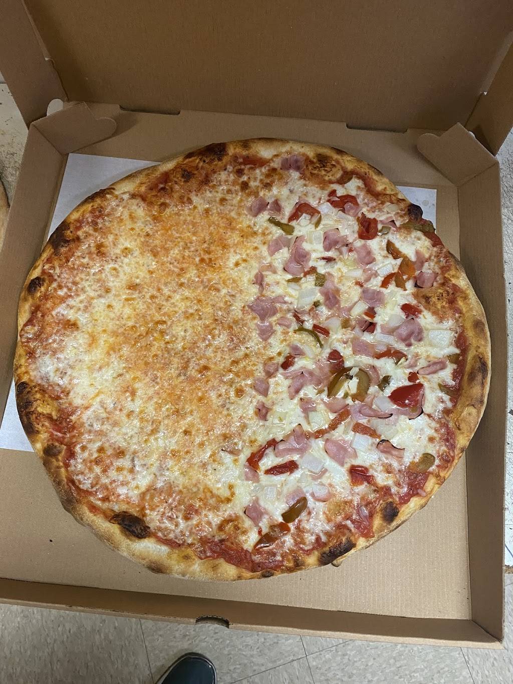 Randys Pizzeria | restaurant | 201 Mechanic St, Bethlehem, PA 18015, USA | 6104190053 OR +1 610-419-0053