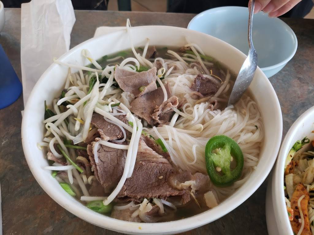 Pho Bac Noodle Palace | restaurant | 1100 McHenry Ave, Modesto, CA 95350, USA | 2095795899 OR +1 209-579-5899