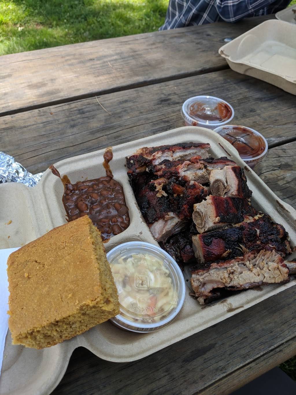 Smokin Good BBQ | restaurant | 212 Mayville Rd, Bethel, ME 04217, USA | 2078244744 OR +1 207-824-4744