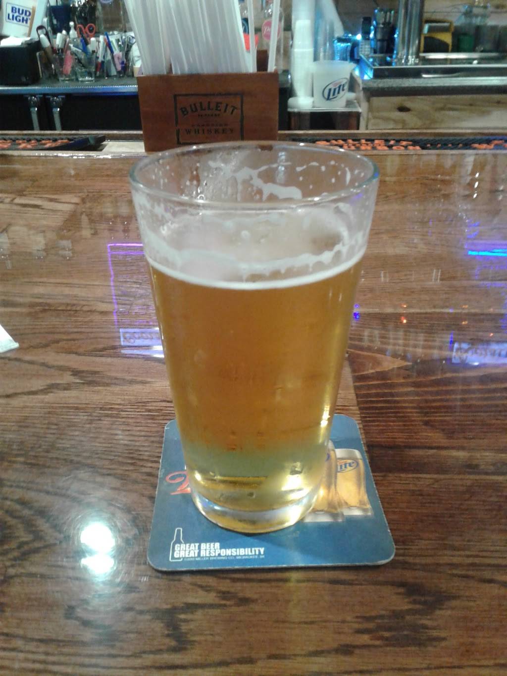 Backstreet Wine and Dine | restaurant | 310 E Back St, Hecker, IL 62248, USA | 6184301052 OR +1 618-430-1052