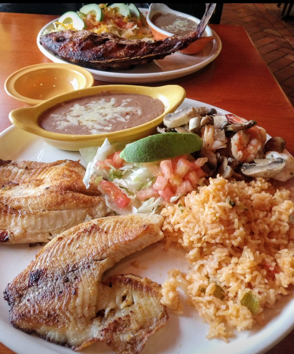 Casa Vallarta Mexican Restaurant | restaurant | 610 Oak St, Brockton, MA 02301, USA | 5088570401 OR +1 508-857-0401