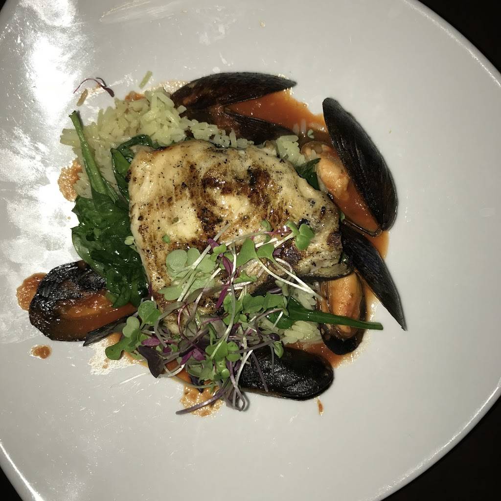 Chardonnays Restaurant | restaurant | 393 Taunton Ave, Seekonk, MA 02771, USA | 5083360967 OR +1 508-336-0967