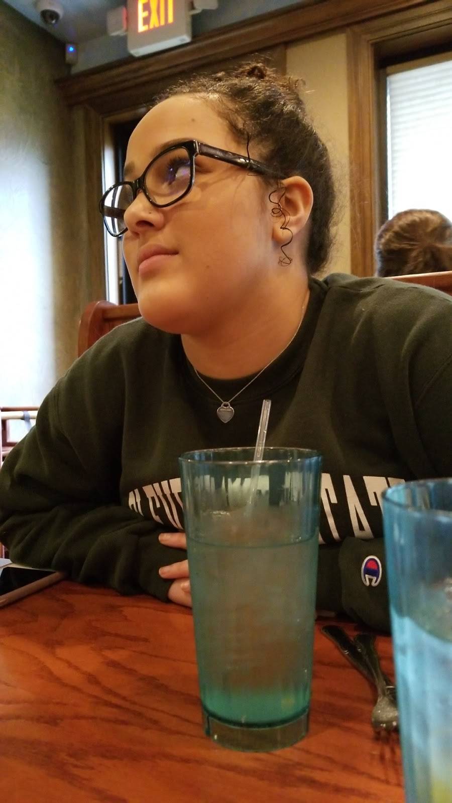 Martinos International Cafe | restaurant | 4415 Liberty Ave, Vermilion, OH 44089, USA | 4409673463 OR +1 440-967-3463