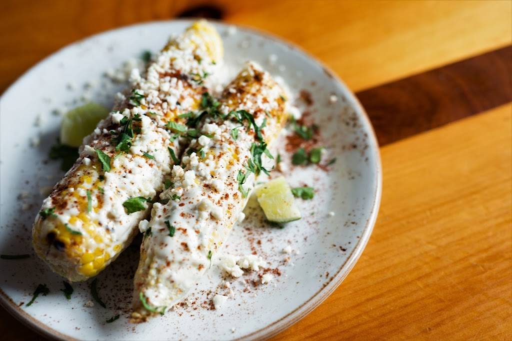 Diannes Fish Shack & Smokehouse | restaurant | 195 Ontario St, Kingston, ON K7L 2Y7, Canada | 6135073474 OR +1 613-507-3474