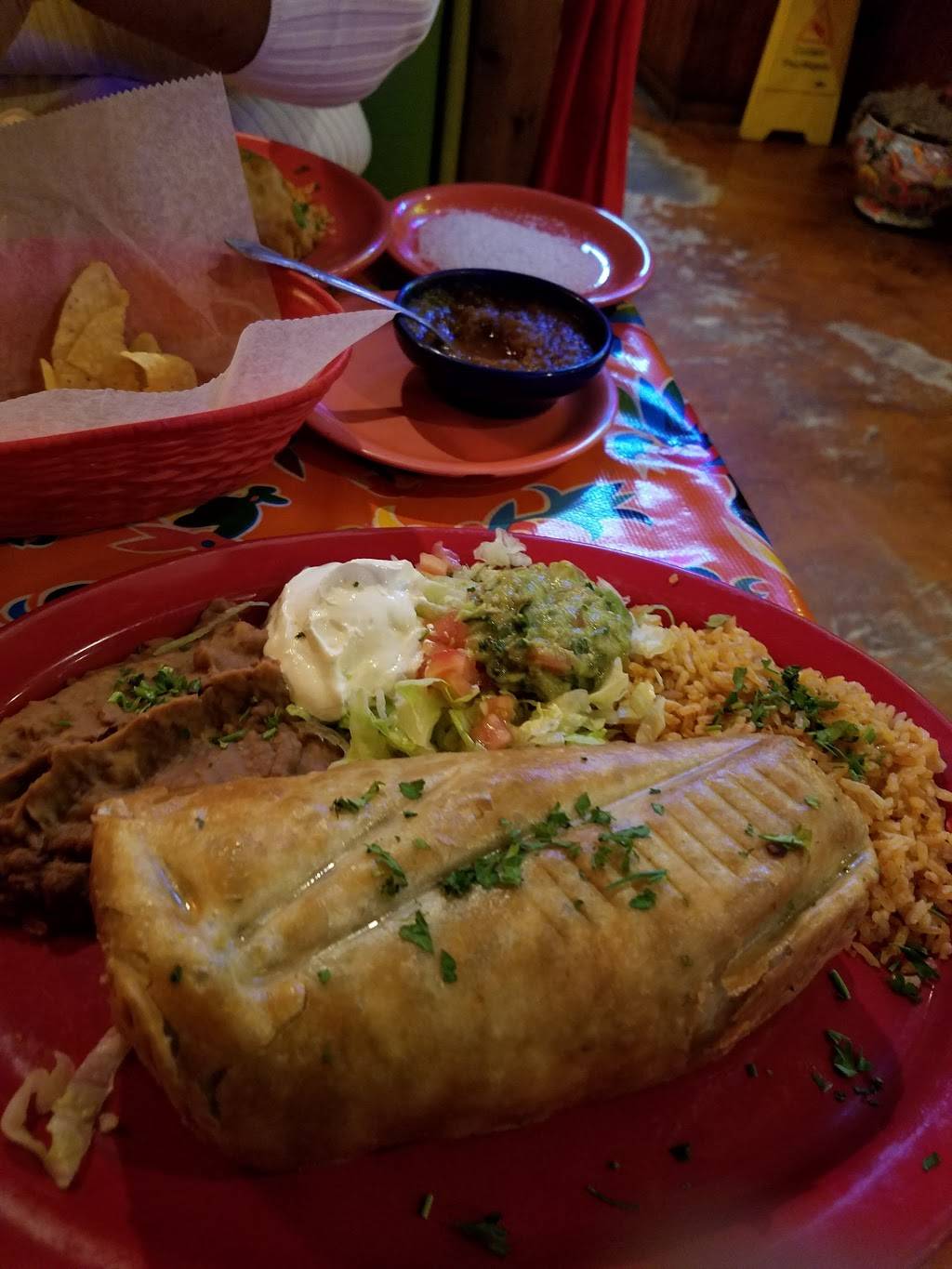 Casa Margarita | restaurant | 32 South La Grange Road, La Grange, IL 60525, USA | 7083542272 OR +1 708-354-2272