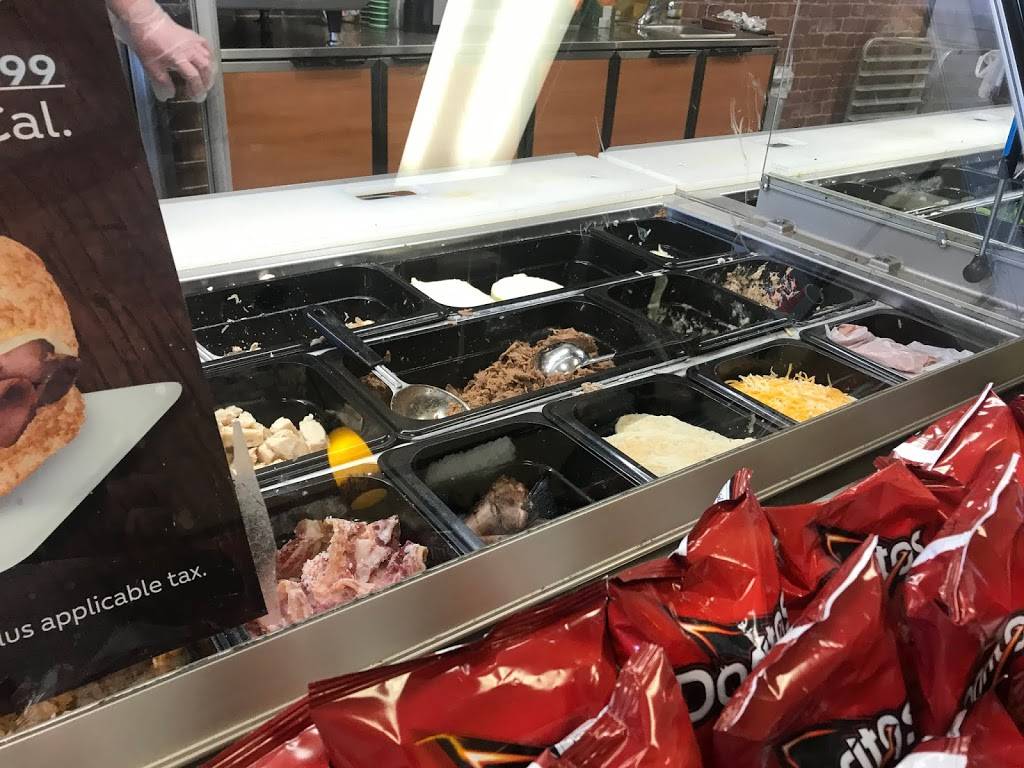 Subway | restaurant | 5566 Airway Rd, Dayton, OH 45431, USA | 9372527937 OR +1 937-252-7937