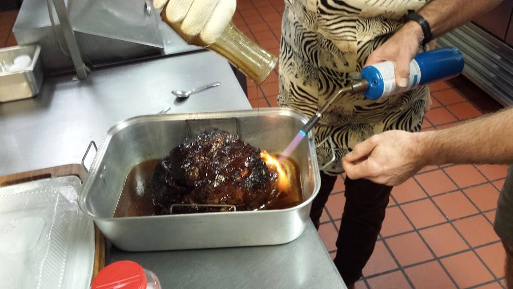 Cincys Downtown | restaurant | 115 E February 1 Pl, Greensboro, NC 27401, USA | 3363789774 OR +1 336-378-9774