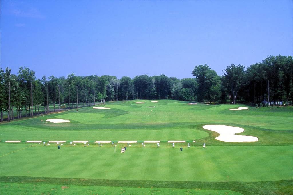 The Avalon Inn | restaurant | 9519 E Market St, Warren, OH 44484, USA | 3308561900 OR +1 330-856-1900