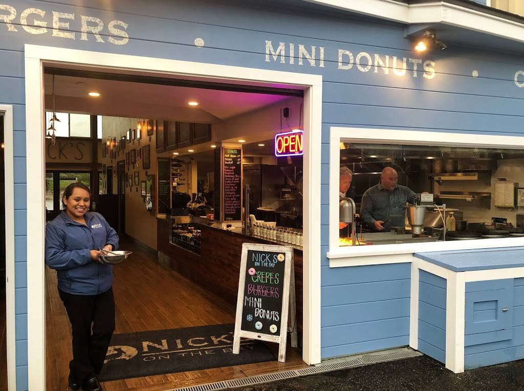 Nicks on the Bay | restaurant | 43 Fishermans Wharf, Monterey, CA 93940, USA | 8312886218 OR +1 831-288-6218