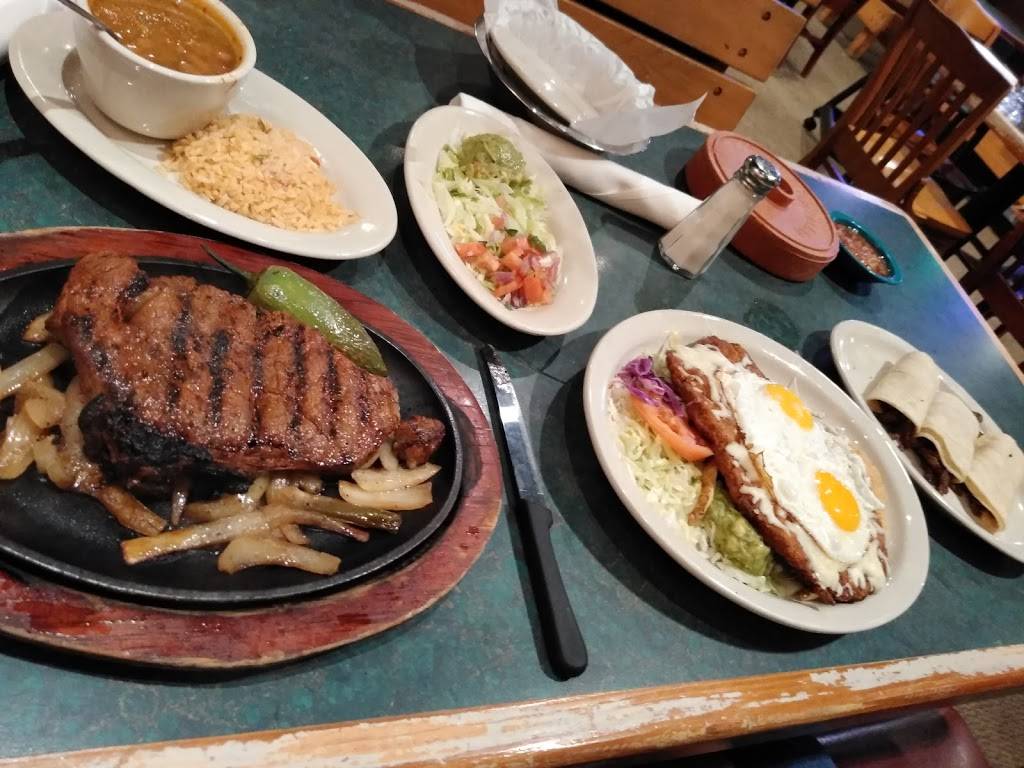 Don Carlos Mexican Restaurant | restaurant | 4651 Interstate 35 South, Waco, TX 76705, USA | 2546623888 OR +1 254-662-3888