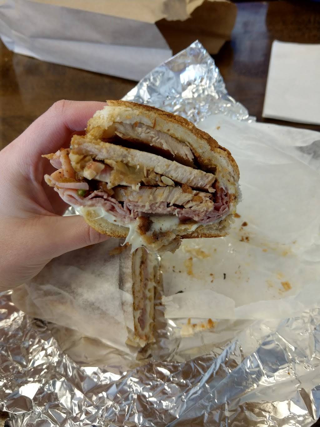 Brookfield Deli & Catering | restaurant | 782 Federal Rd, Brookfield, CT 06804, USA | 2037409449 OR +1 203-740-9449