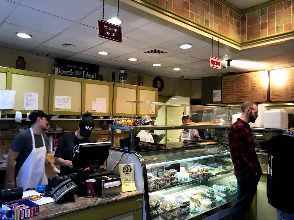 Mediterranean Grill | meal delivery | 281 Franklin St, Boston, MA 02110, USA | 6173384507 OR +1 617-338-4507