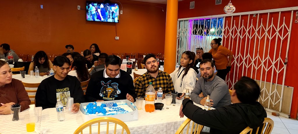 Restaurant primys | restaurant | 12273 Westminster Ave, Santa Ana, CA 92703, USA | 7146100583 OR +1 714-610-0583